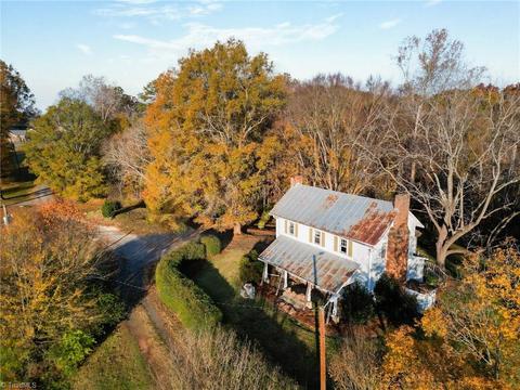 5207 Hampton Rd, Clemmons, NC 27012 photo 2