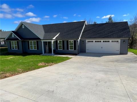 116 Calloway Rd, King, NC 27021 photo 4
