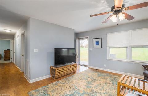 4357 Oak Brook Ct, Trinity, NC 27370 photo 9
