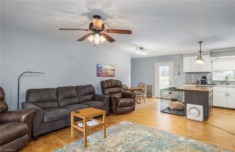 4357 Oak Brook Ct, Trinity, NC 27370 photo 7