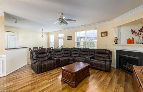 862 Hedgepath Ter, High Point, NC 27265 photo 8