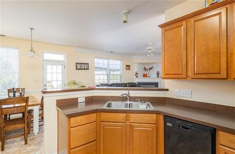 862 Hedgepath Ter, High Point, NC 27265 photo 13