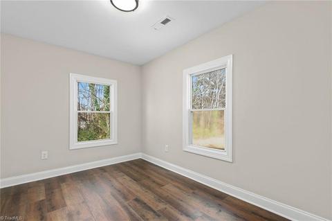 1906 Eugene Ave, High Point, NC 27260 photo 11