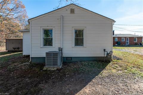 1906 Eugene Ave, High Point, NC 27260 photo 19