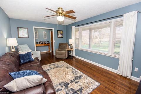 209 Tomlin Rd, Harmony, NC 28634 photo 5