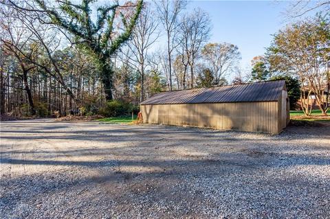 209 Tomlin Rd, Harmony, NC 28634 photo 2