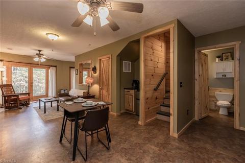 899 Bobcat Mountain Rd, Purlear, NC 28665 photo 37