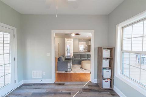 2683 Splitbrooke Dr, High Point, NC 27265 photo 21