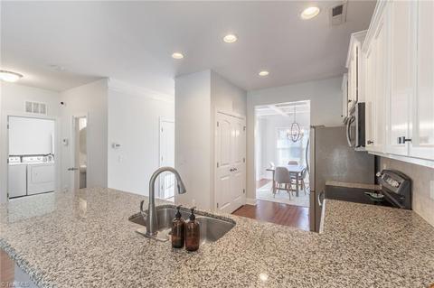 2683 Splitbrooke Dr, High Point, NC 27265 photo 15