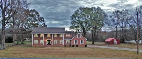 7152 Cedar Square Rd, Randleman, NC 27317 photo 1