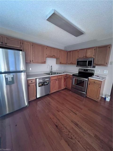 415 Denny St, High Point, NC 27262 photo 8