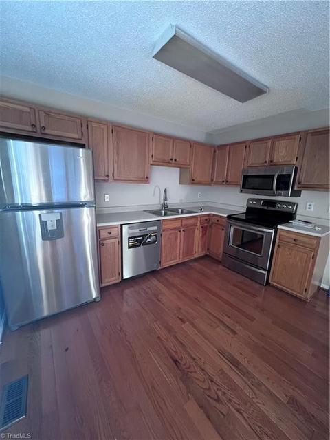 415 Denny St, High Point, NC 27262 photo 7