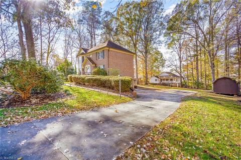 112 Trollinger St, Randleman, NC 27317 photo 3