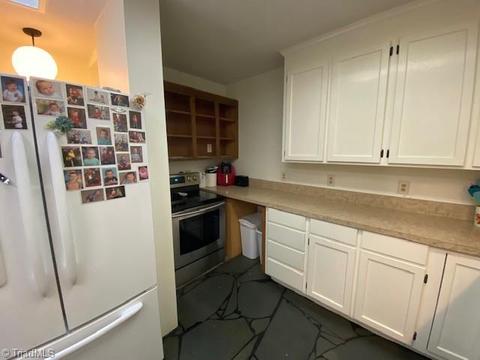 730 Singing Waters Ln, Purlear, NC 28665 photo 4