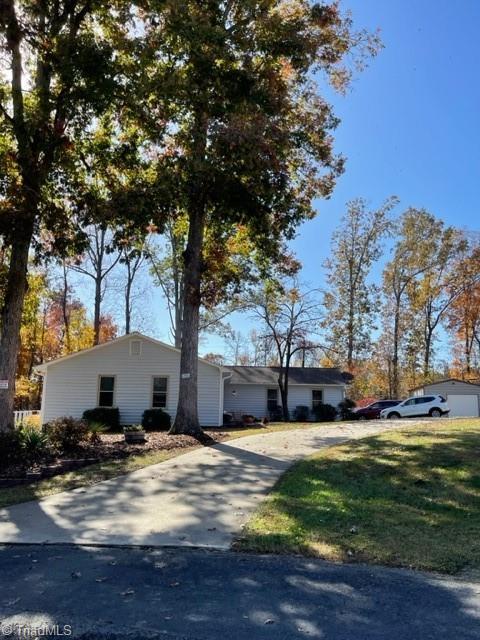 4582 Virginia Ct, Trinity, NC 27370 photo 1