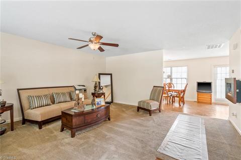 1257 Hampton Park Dr, High Point, NC 27265 photo 5