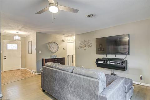 515 Shadybrook Rd, High Point, NC 27265 photo 8