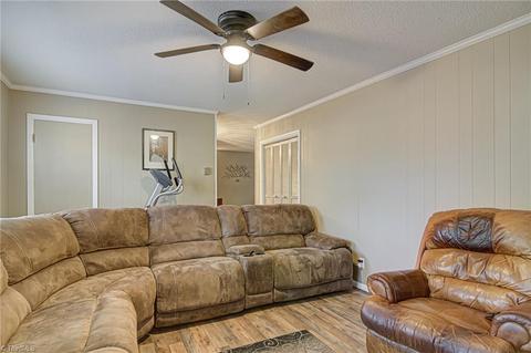 515 Shadybrook Rd, High Point, NC 27265 photo 11