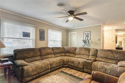 515 Shadybrook Rd, High Point, NC 27265 photo 10