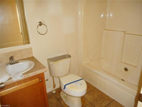 220 Star View Dr, King, NC 27021 photo 7