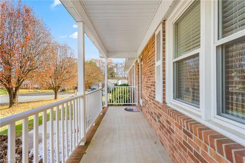 2616 Northfork Ter, High Point, NC 27265 photo 3