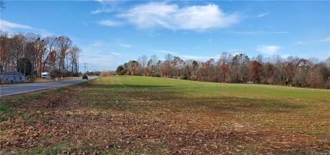 705 E Memorial Hwy, Statesville, NC 28625 photo 6