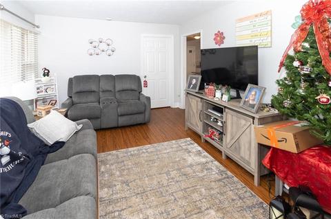 608 E Stadium Dr, Eden, NC 27288 photo 5