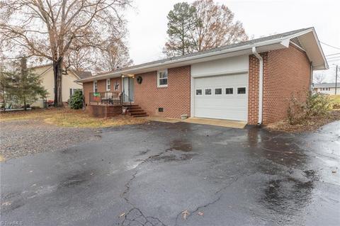 608 E Stadium Dr, Eden, NC 27288 photo 25