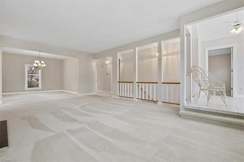 904 Flicker Ln, High Point, NC 27262 photo 12