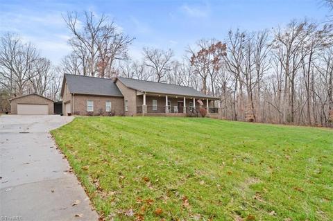 3885 Hoover Hill Rd, Trinity, NC 27370 photo 2