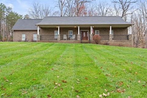 3885 Hoover Hill Rd, Trinity, NC 27370 photo 3