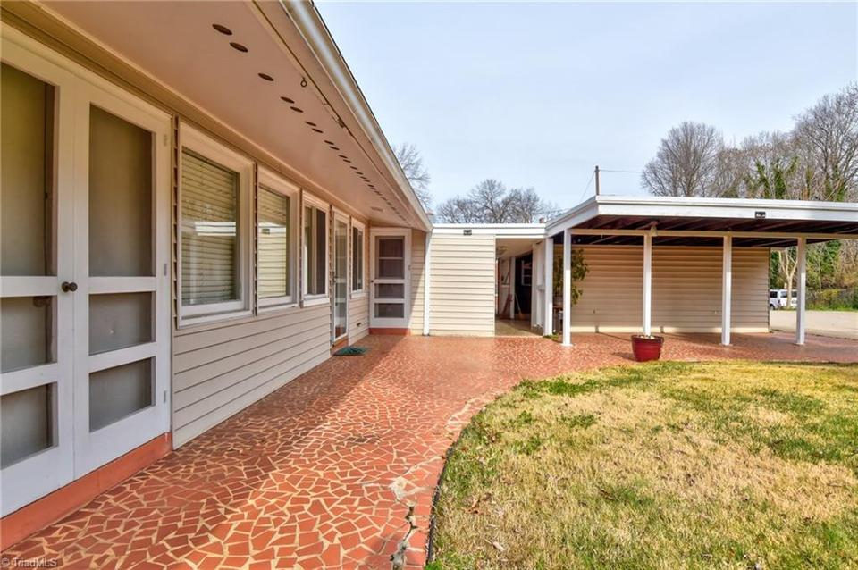  615 Maple Ave, Reidsville, NC 27320 photo 21