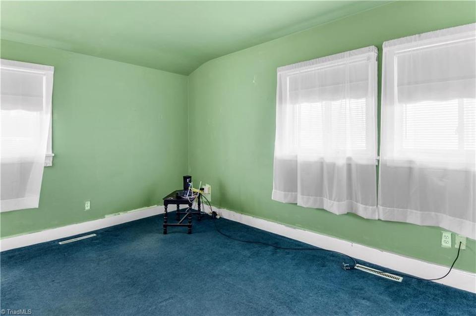  615 Maple Ave, Reidsville, NC 27320 photo 16