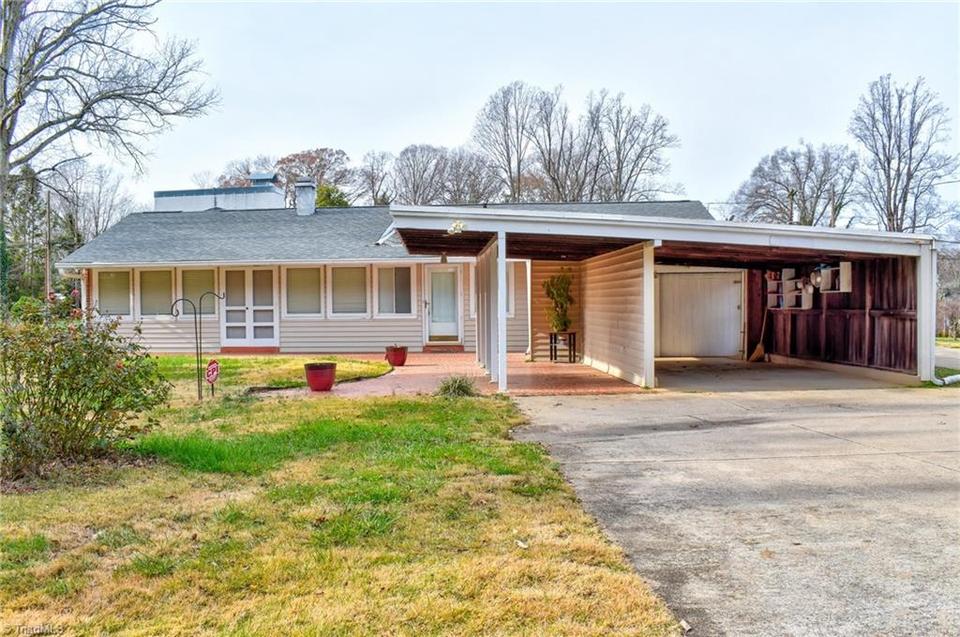  615 Maple Ave, Reidsville, NC 27320 photo 26