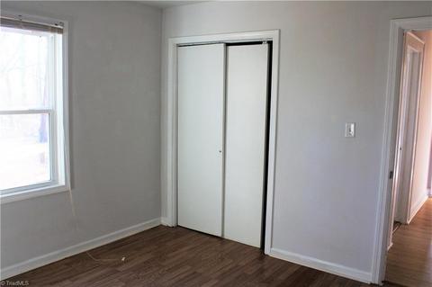 1006 Terrell Dr, High Point, NC 27262 photo 29