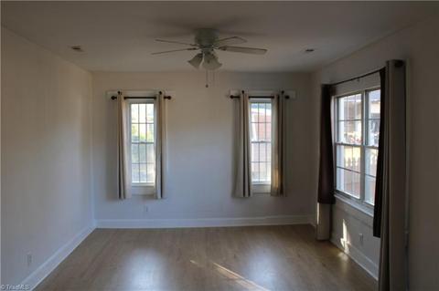 1006 Terrell Dr, High Point, NC 27262 photo 5