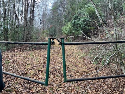 tbd Fall Creek Rd Fall Creek Rd, Purlear, NC 28665