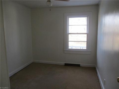 910 Grant St, High Point, NC 27262 photo 10