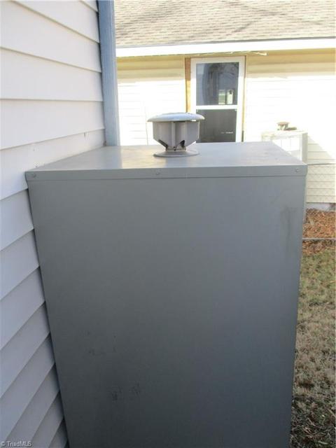 910 Grant St, High Point, NC 27262 photo 20