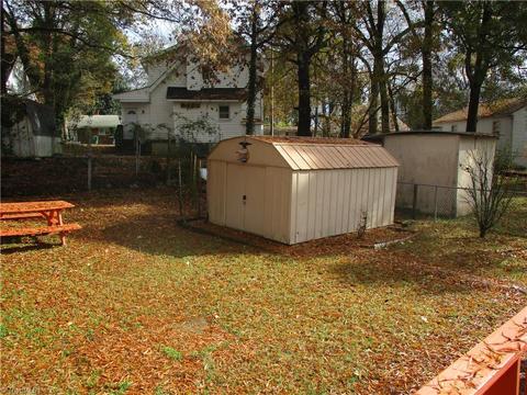 910 Grant St, High Point, NC 27262 photo 25