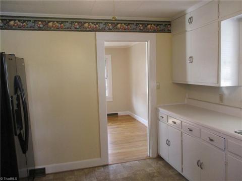 910 Grant St, High Point, NC 27262 photo 17