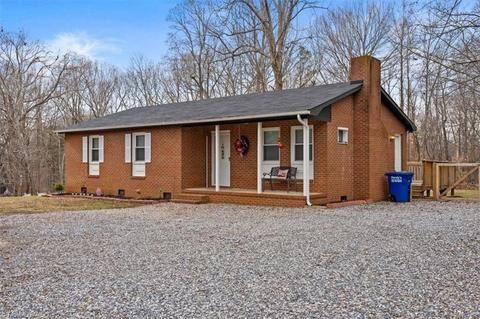 4931 Hoover Hill Rd, Trinity, NC 27370 photo 4