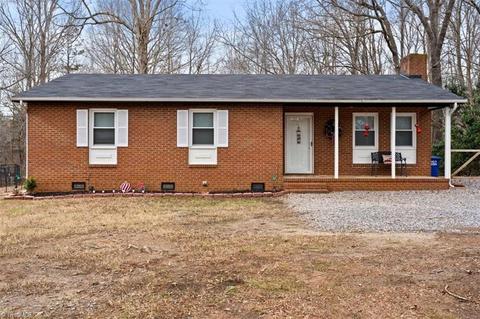 4931 Hoover Hill Rd, Trinity, NC 27370 photo 1