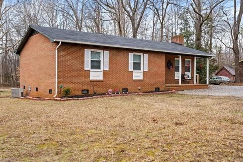 4931 Hoover Hill Rd, Trinity, NC 27370 photo 2