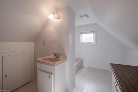 339 W Main St, Elkin, NC 28621 photo 31