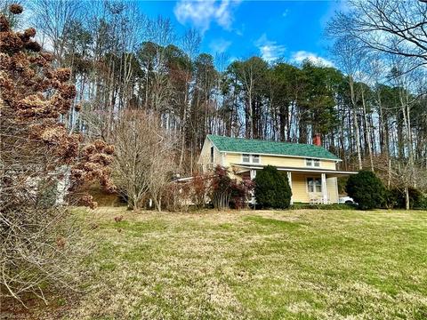 650 Carson Creek Rd, Lowgap, NC 27024 photo 3
