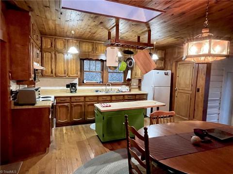 650 Carson Creek Rd, Lowgap, NC 27024 photo 13