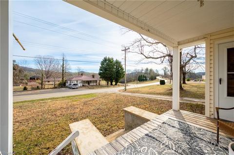 8873 W Pine St, Lowgap, NC 27024 photo 4