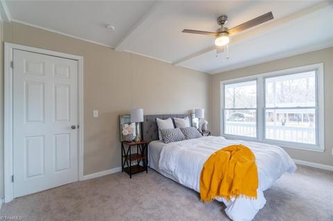 1910 Wickham Ave, High Point, NC 27265 photo 9