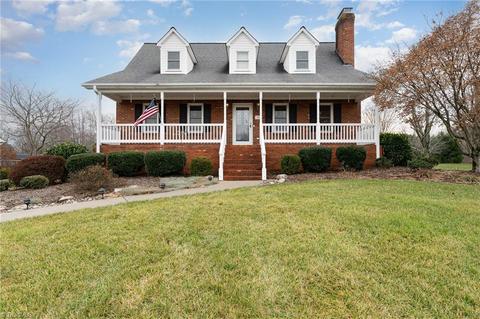 146 Silkwind Ct, Clemmons, NC 27012 photo 2